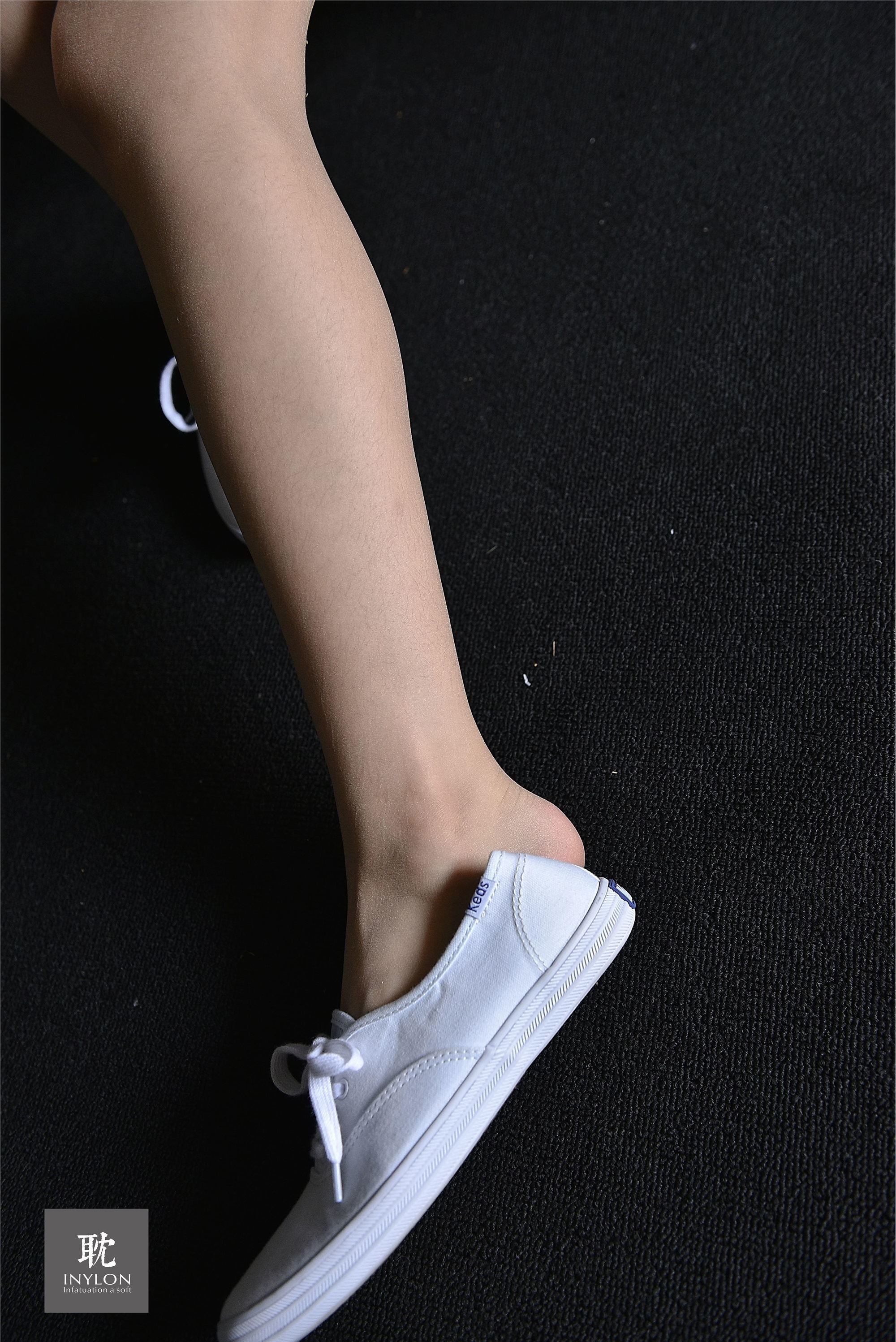 IESS异思趣向《普惠集240》- 模特：幸子《另类原光高反差运动丝》